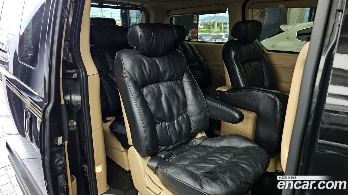 Hyundai Starex 2011