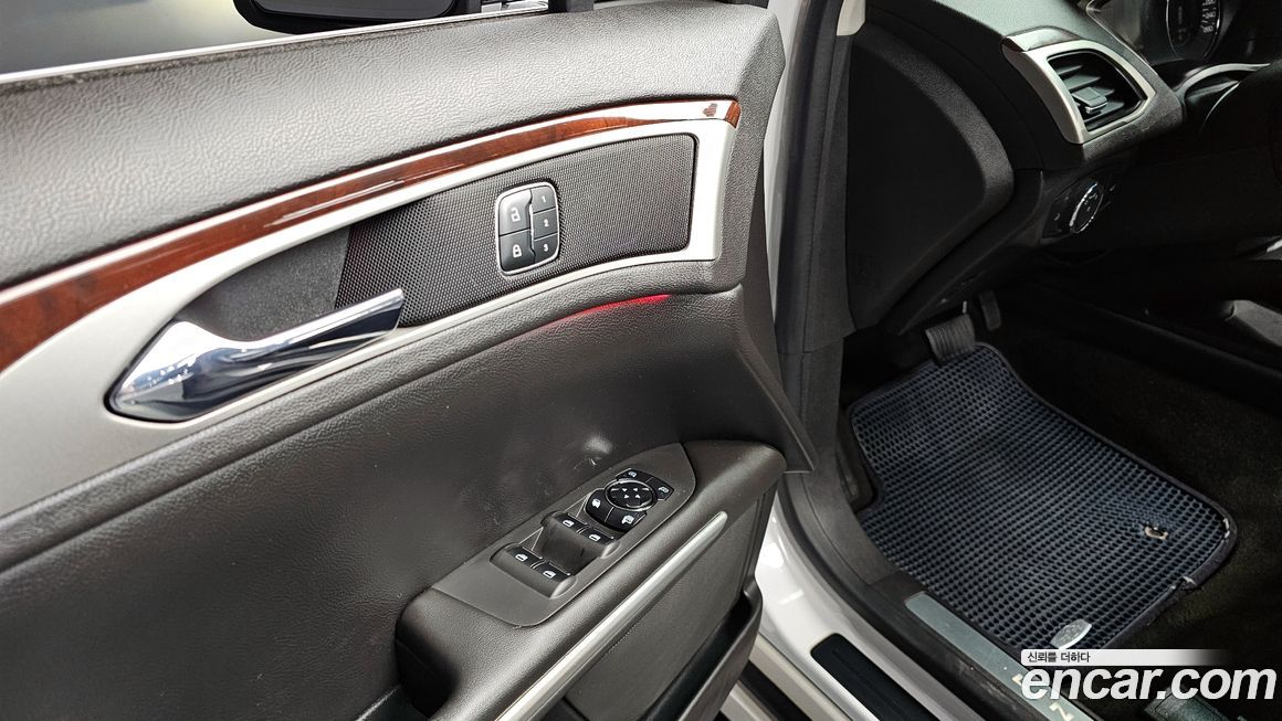 Lincoln MKZ 2014