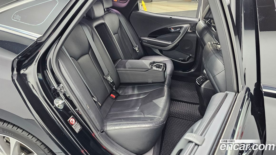 Hyundai Grandeur 2016