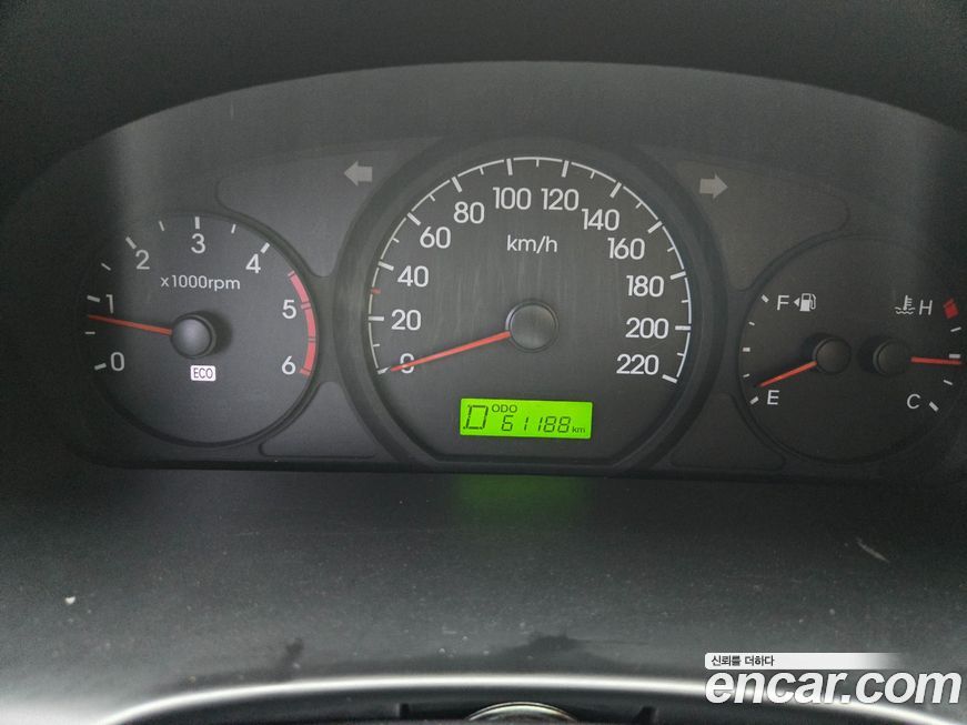 Hyundai Starex 2012