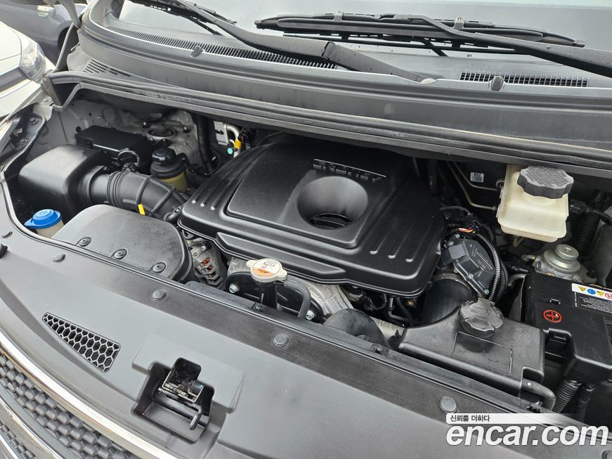 Hyundai Starex 2012