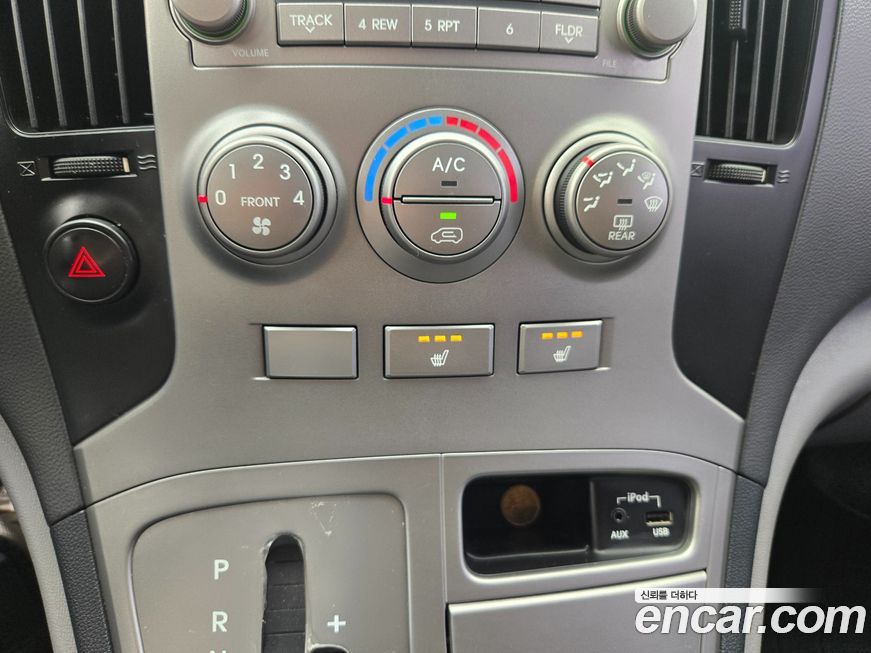 Hyundai Starex 2012