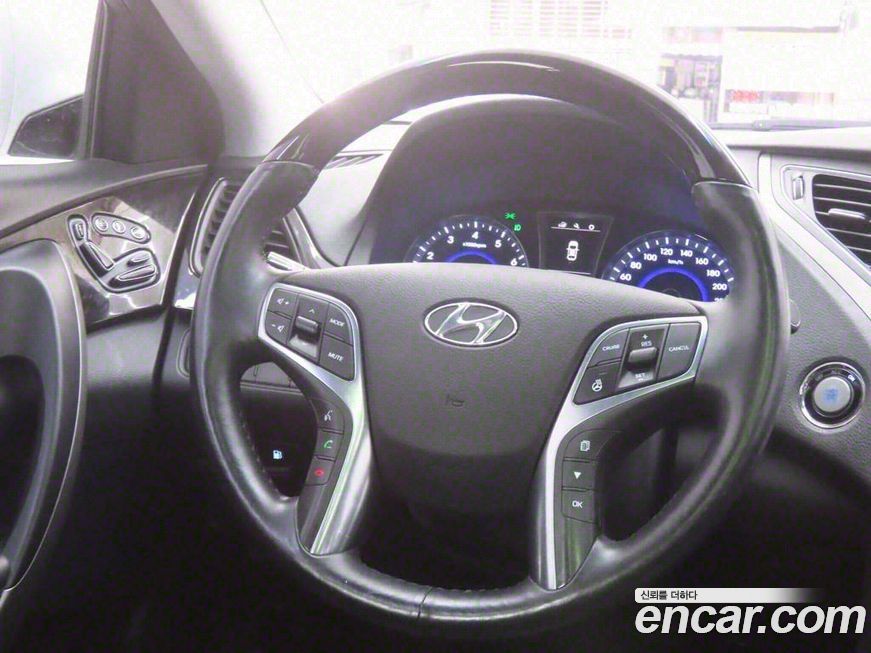 Hyundai Grandeur 2016