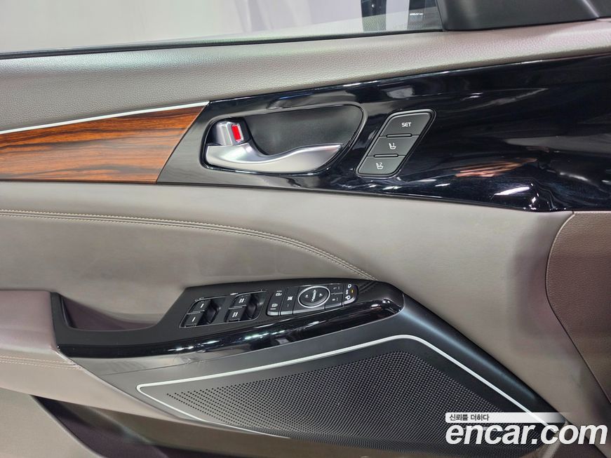 Kia K7 2016