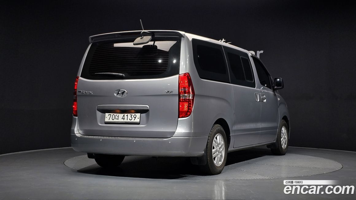 Hyundai Starex 2016