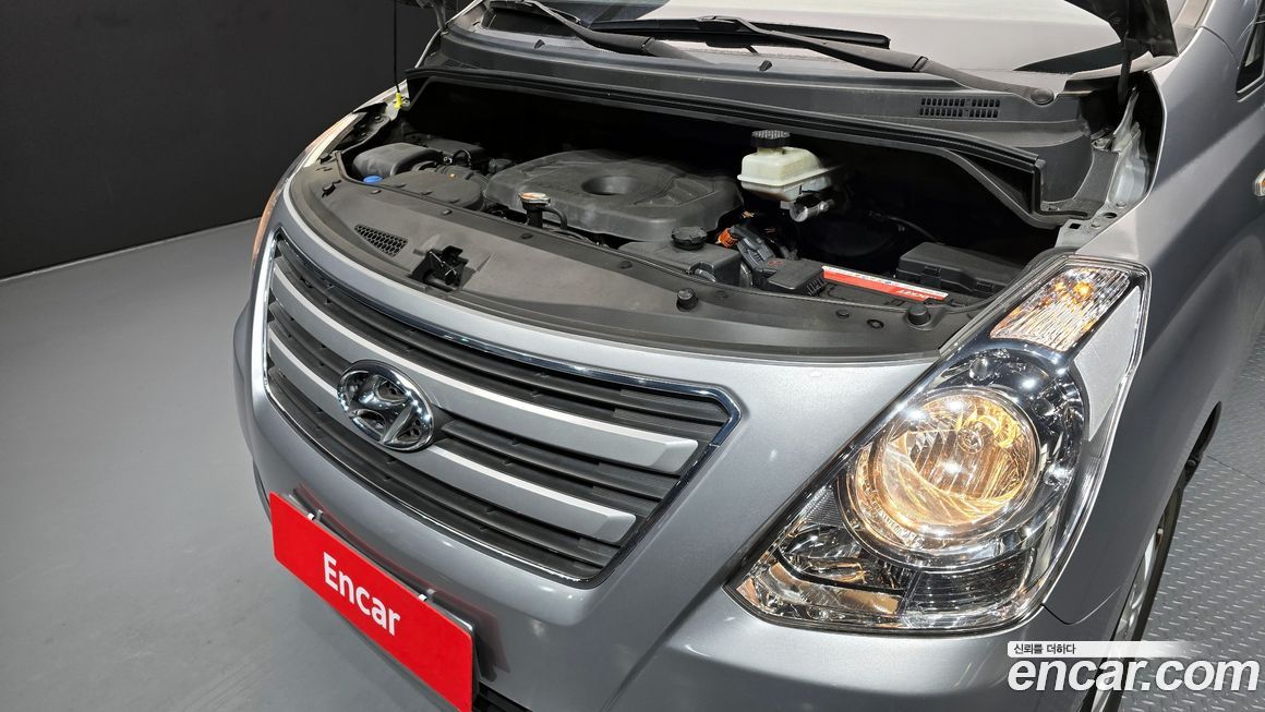 Hyundai Starex 2016