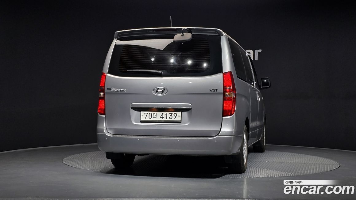 Hyundai Starex 2016