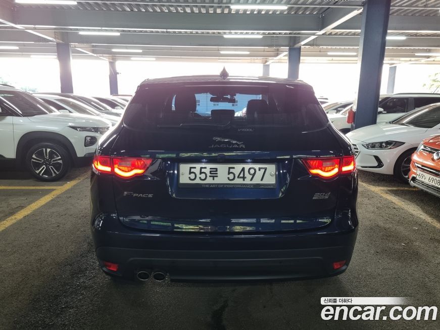 Jaguar F-PACE 2018