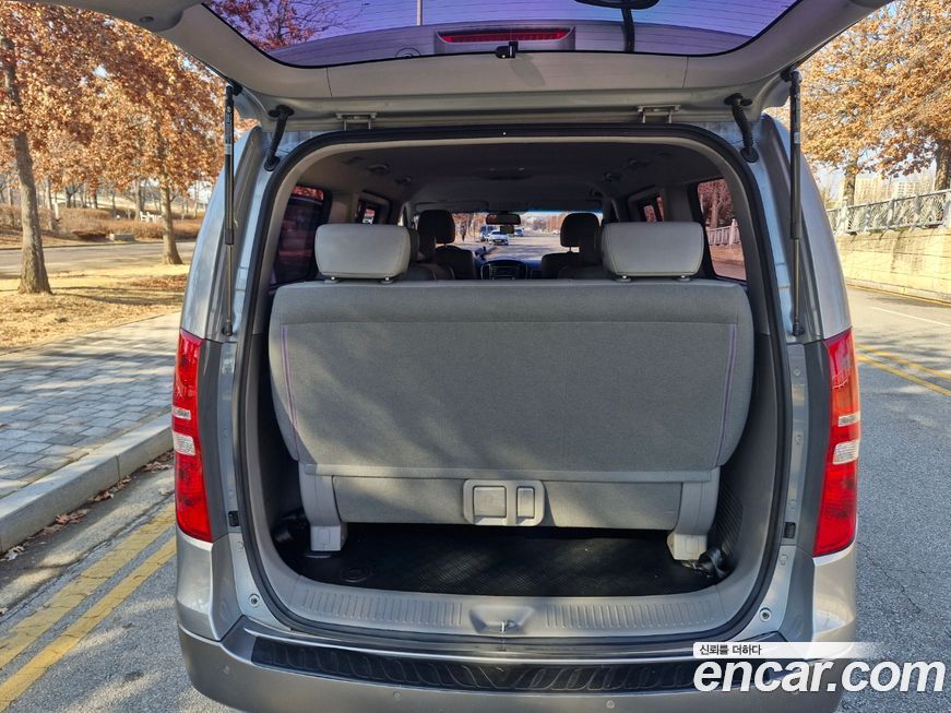 Hyundai Starex 2018