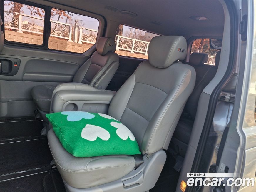 Hyundai Starex 2018