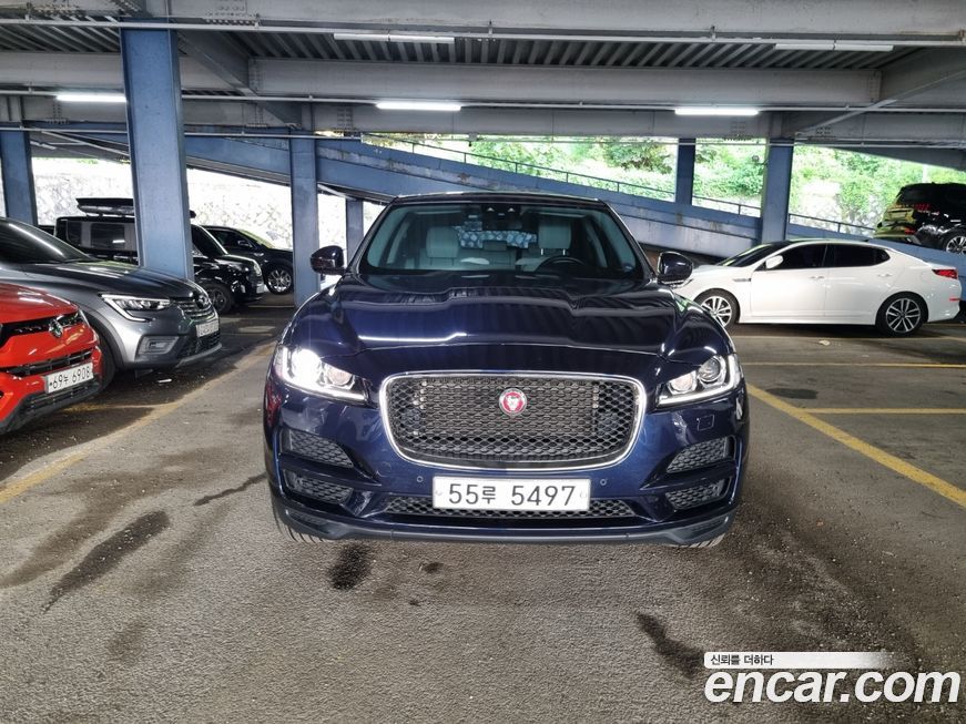 Jaguar F-PACE 2018