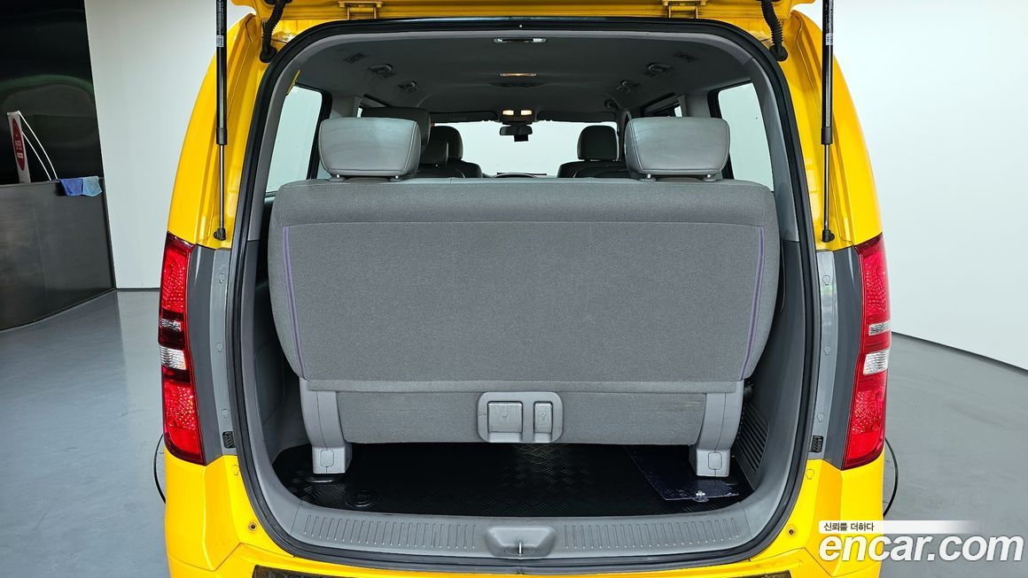Hyundai Starex 2019