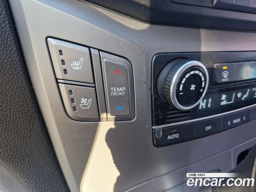 Hyundai Starex 2018