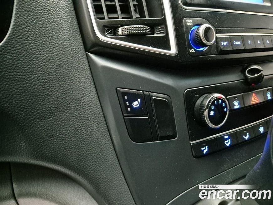 Hyundai Starex 2017