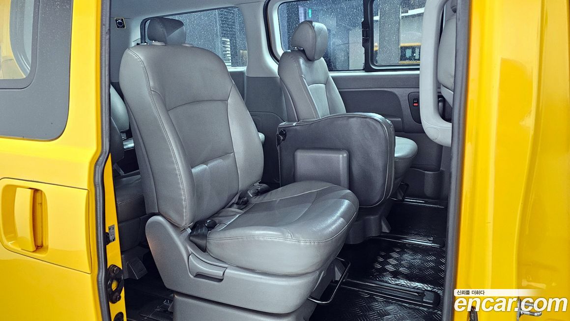 Hyundai Starex 2019