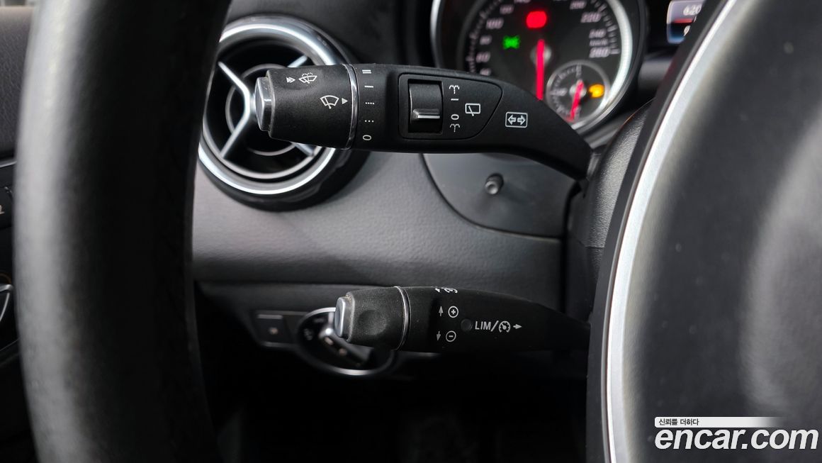 Mercedes-Benz GLA-Class 2018