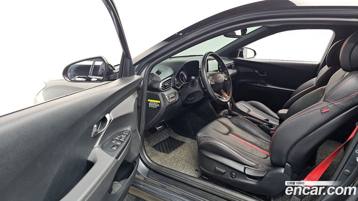 Hyundai Veloster 2019