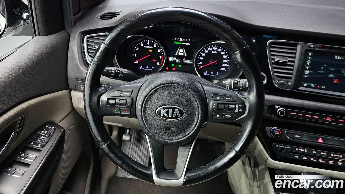 Kia Canival 2017