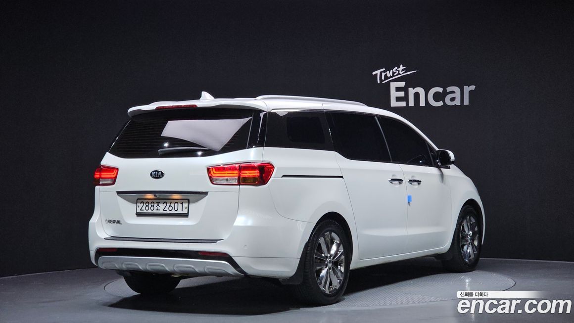 Kia Canival 2017