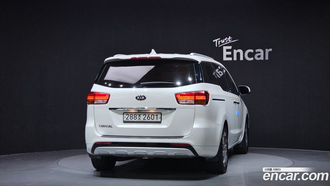 Kia Canival 2017