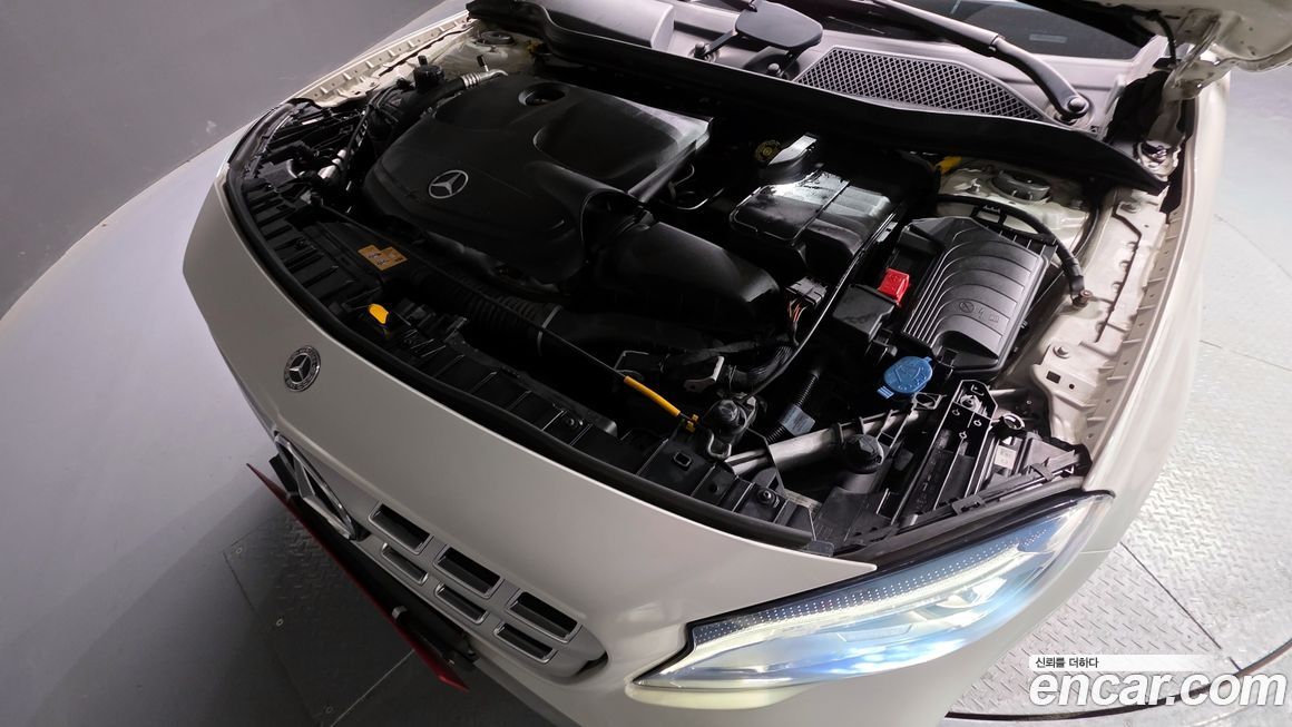 Mercedes-Benz GLA-Class 2018