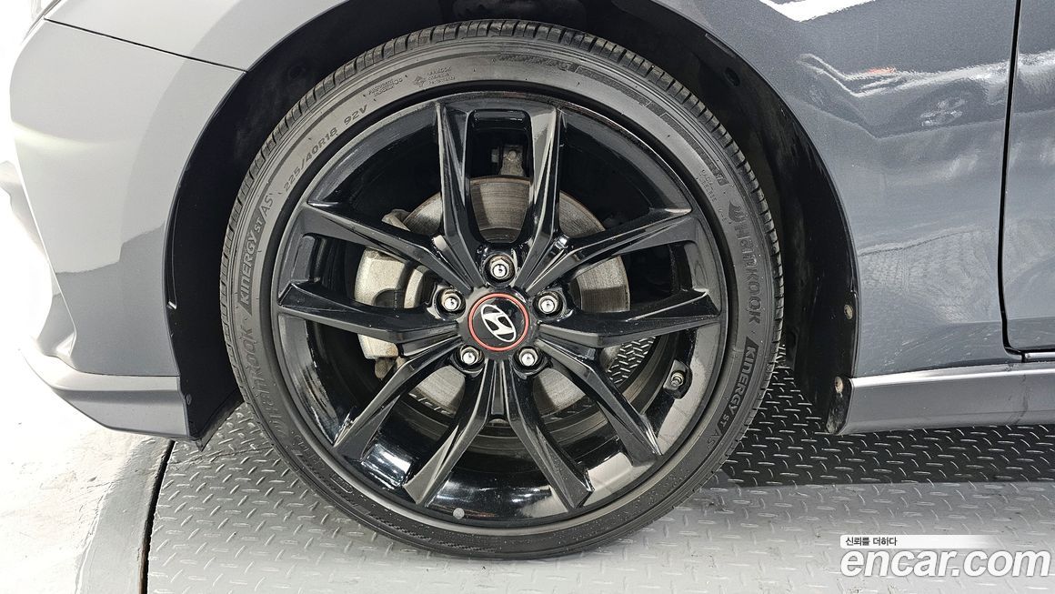 Hyundai Veloster 2019