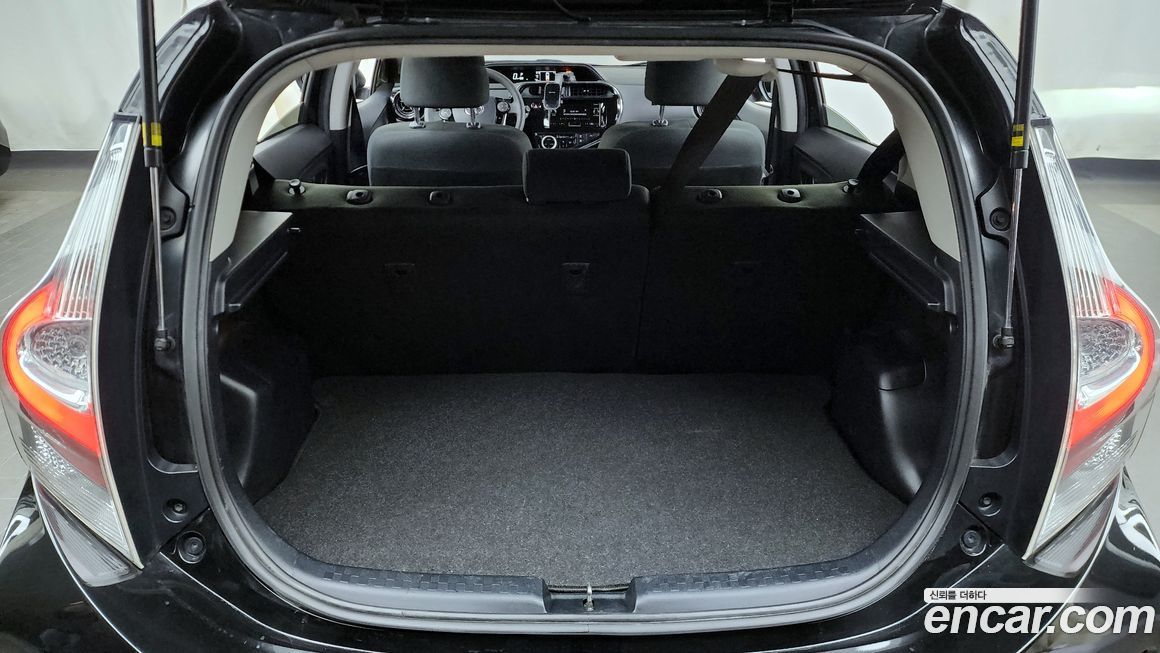 Toyota Prius 2020