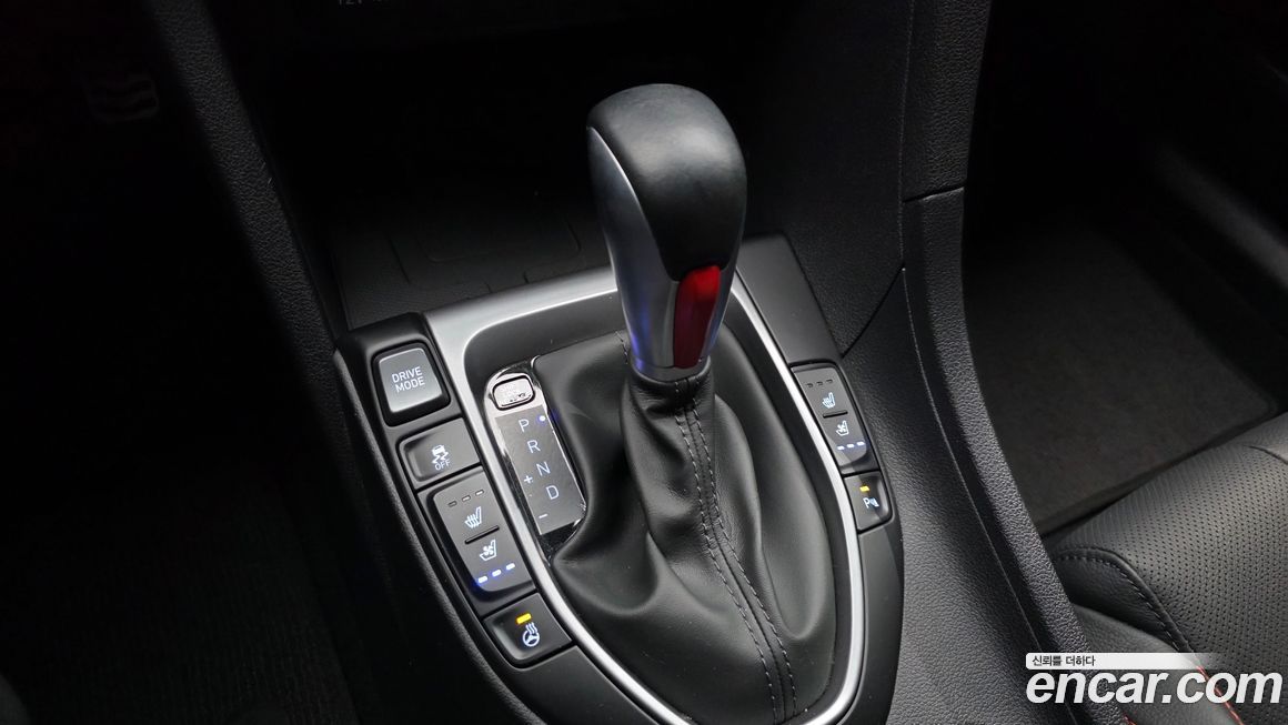 Hyundai Veloster 2018