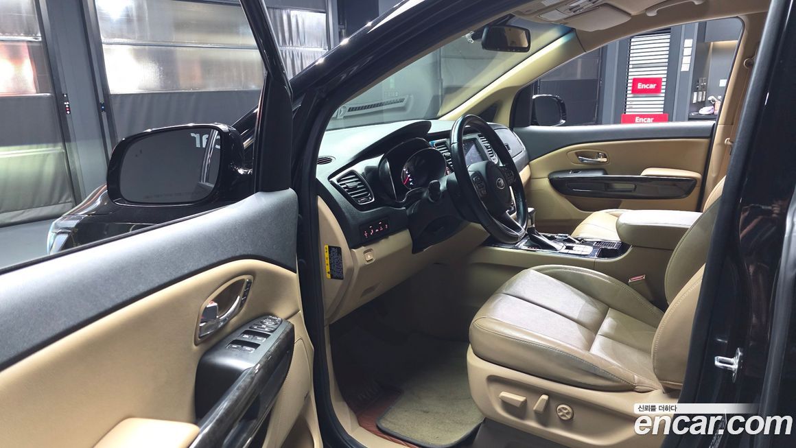 Kia Canival 2019