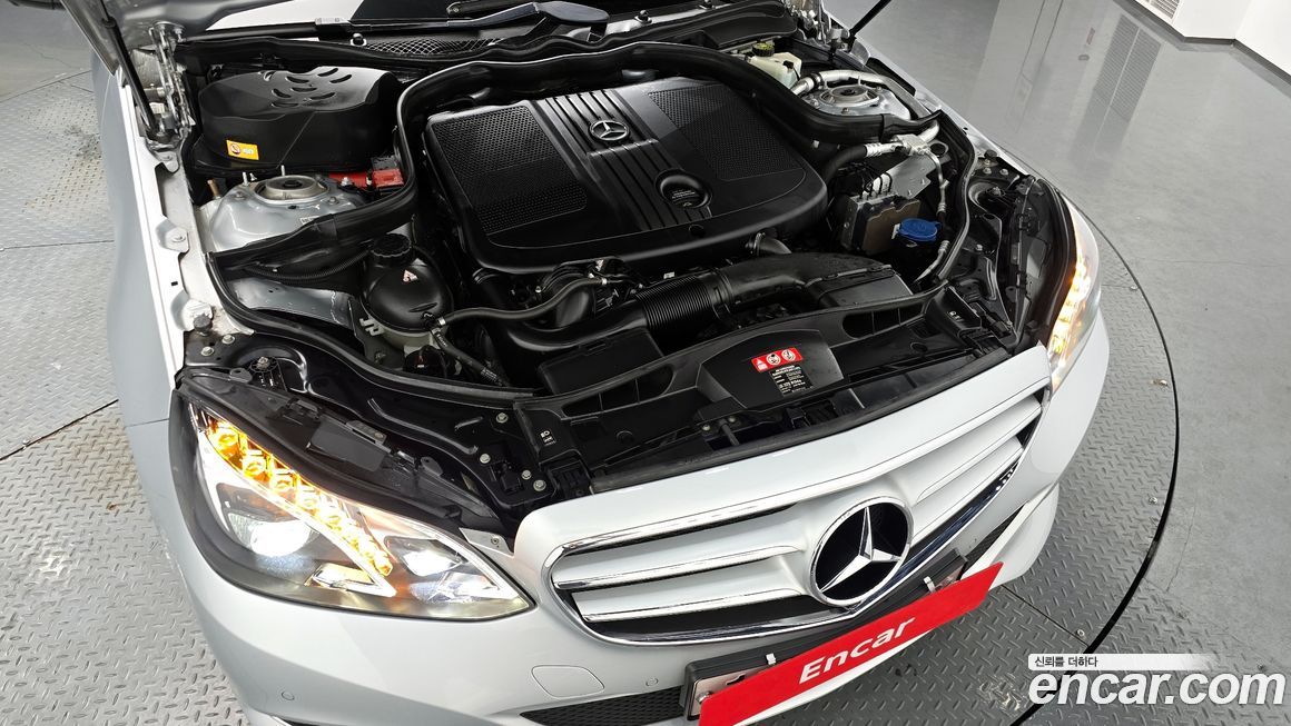 Mercedes-Benz E-Class 2016