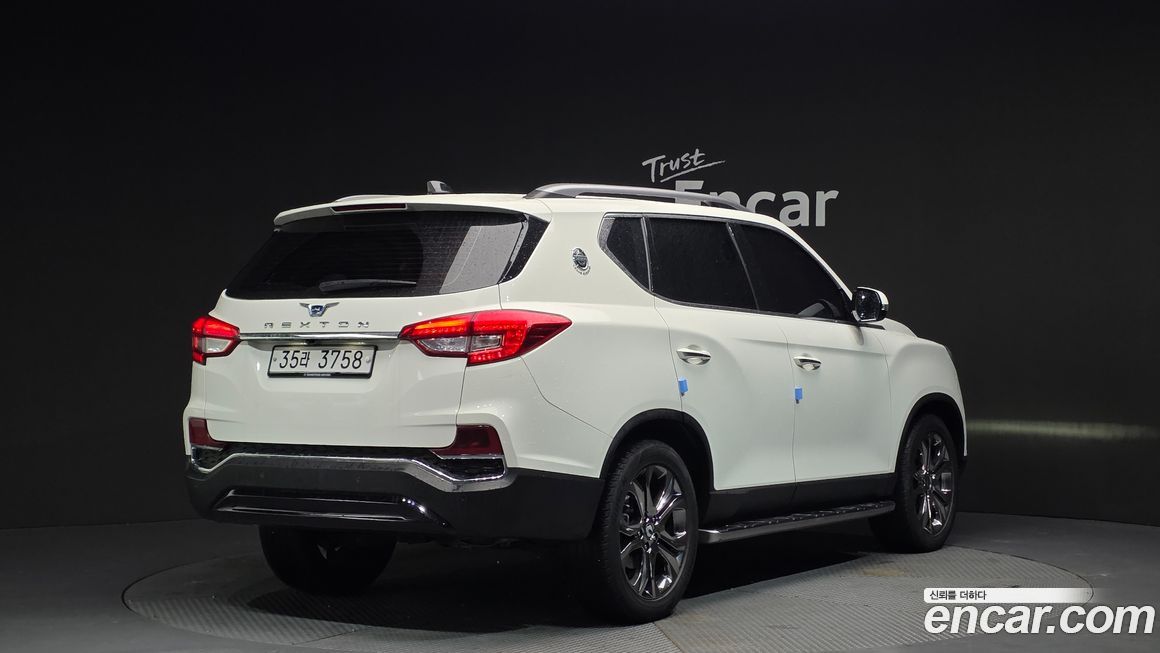 KG_Mobility_Ssangyong Rexton 2018