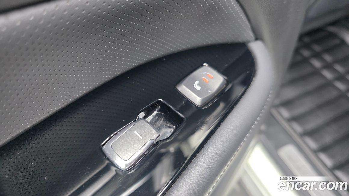 KG_Mobility_Ssangyong Rexton 2018