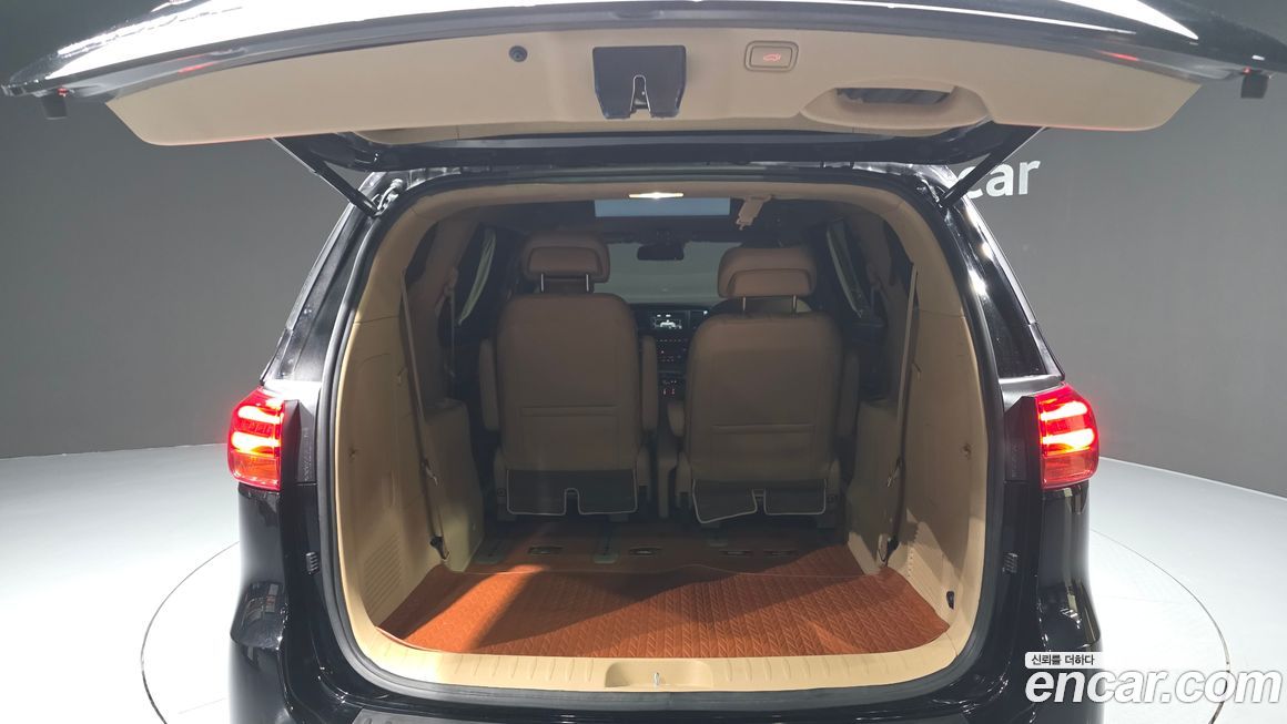Kia Canival 2019
