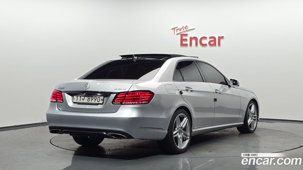 Mercedes-Benz E-Class 2016