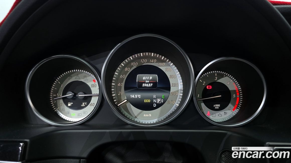 Mercedes-Benz E-Class 2016