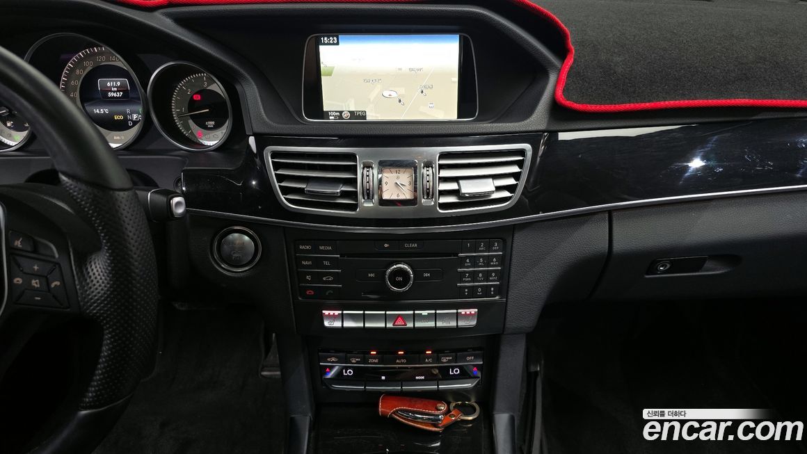 Mercedes-Benz E-Class 2016