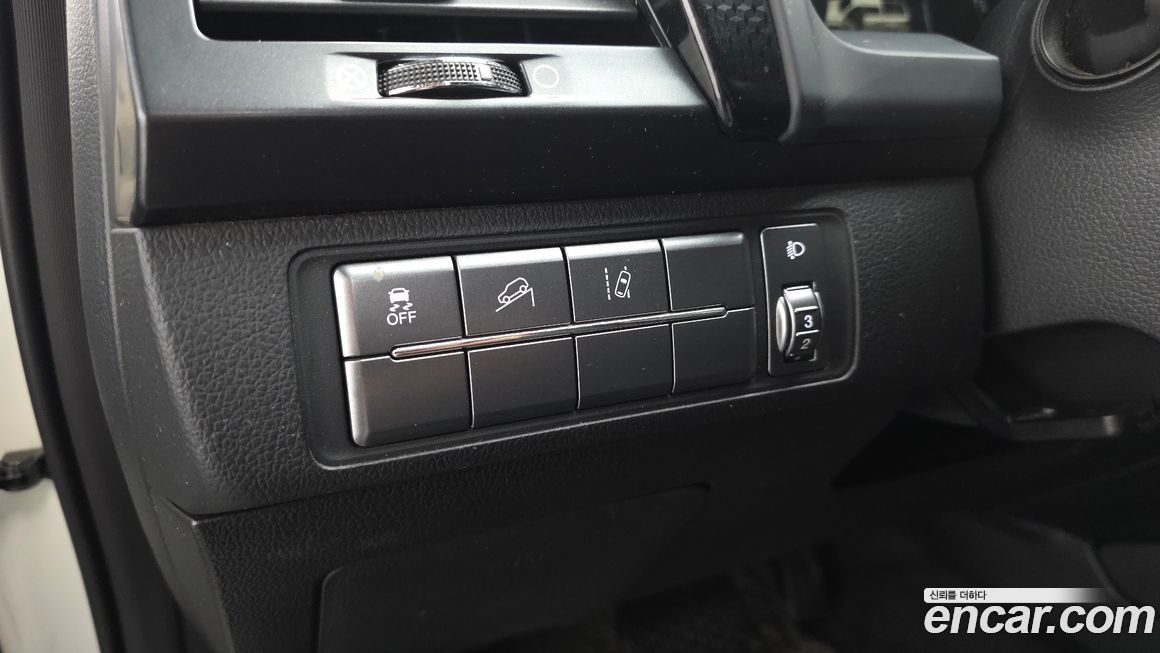 KG_Mobility_Ssangyong Rexton 2020