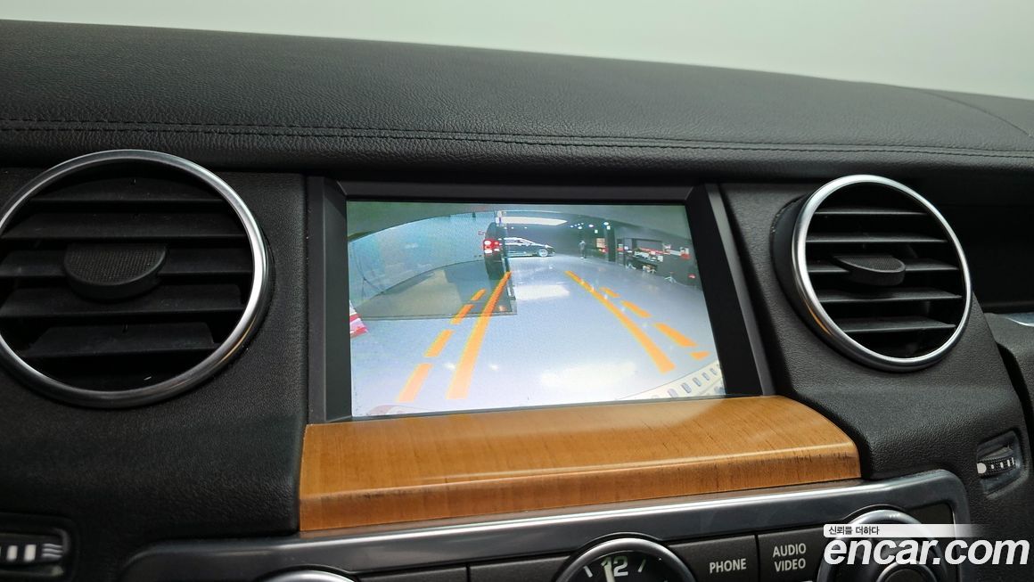 Land Rover Discovery 2013