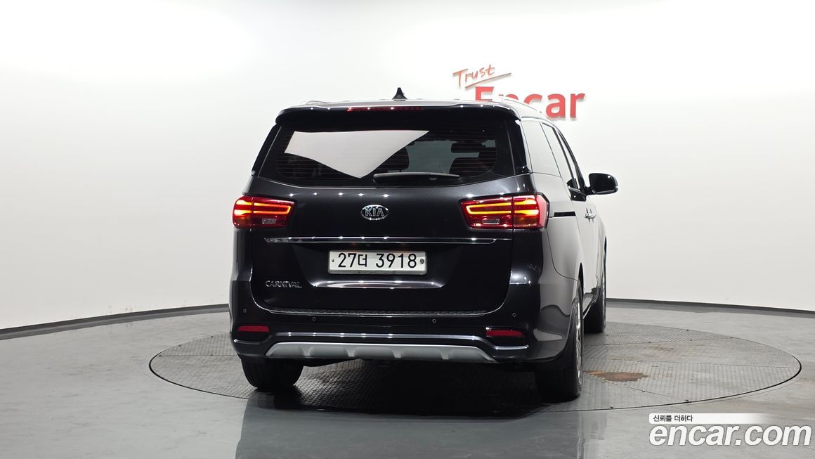 Kia Canival 2019