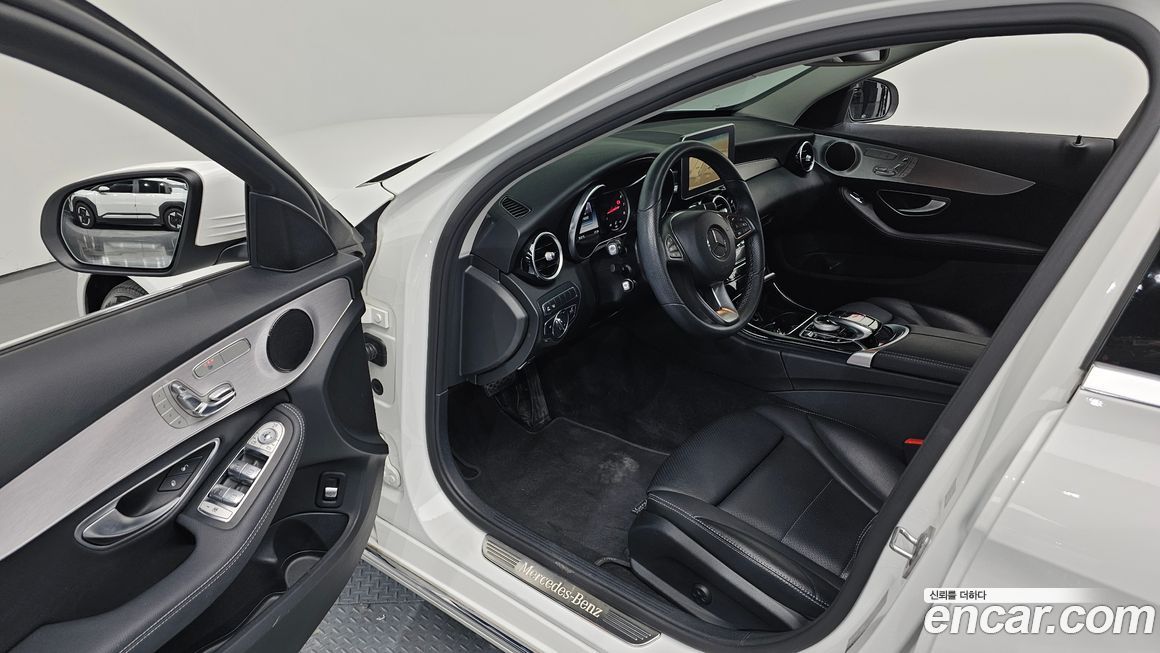 Mercedes-Benz C-Class 2017