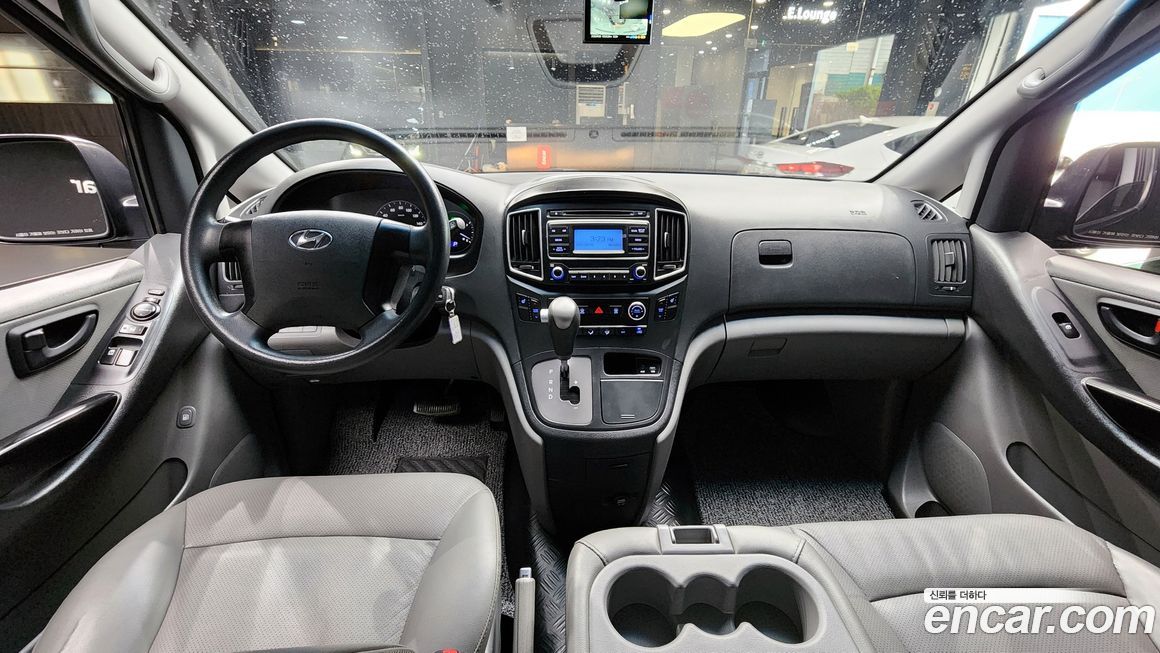 Hyundai Starex 2019