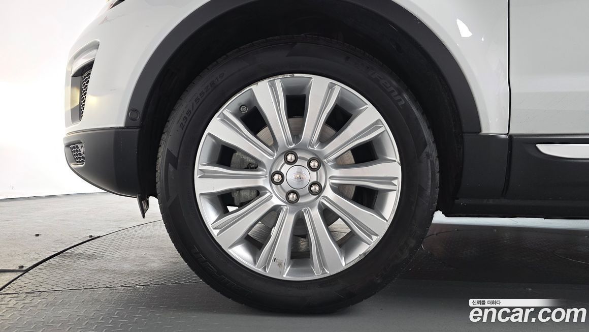 Land Rover Range Rover Evoque 2019