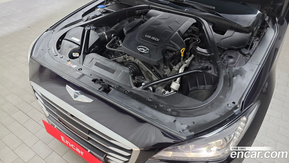 Hyundai Genesis 2016