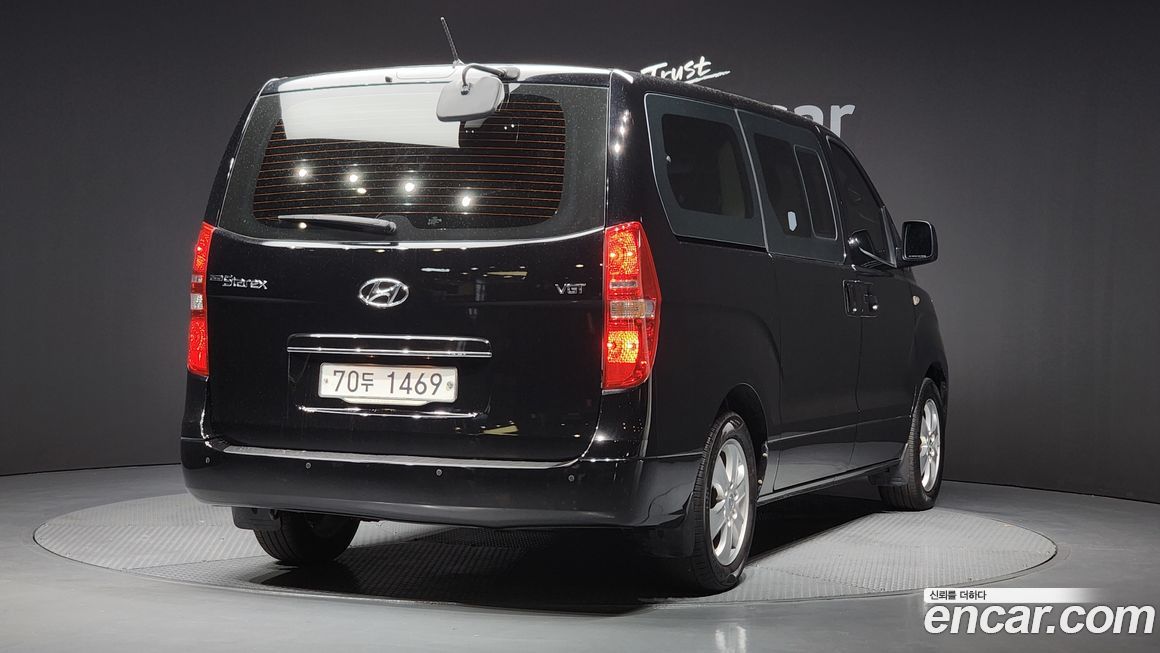Hyundai Starex 2019