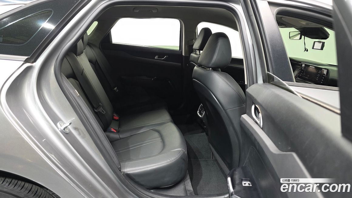 Kia K5 2021