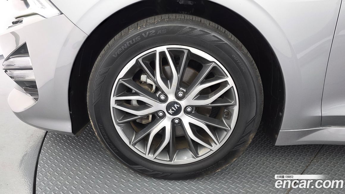 Kia K5 2021