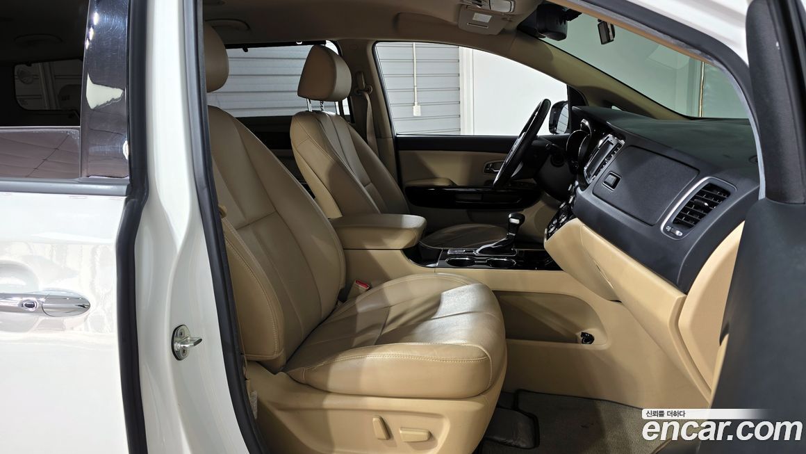 Kia Canival 2019