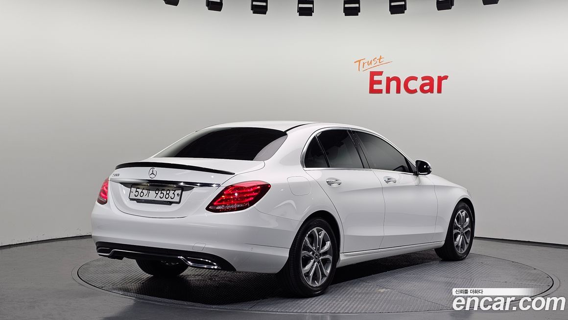 Mercedes-Benz C-Class 2017