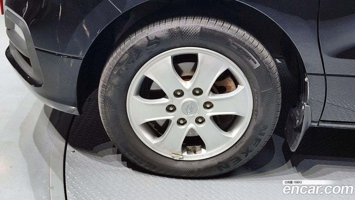 Hyundai Starex 2019