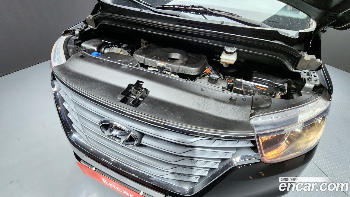 Hyundai Starex 2019